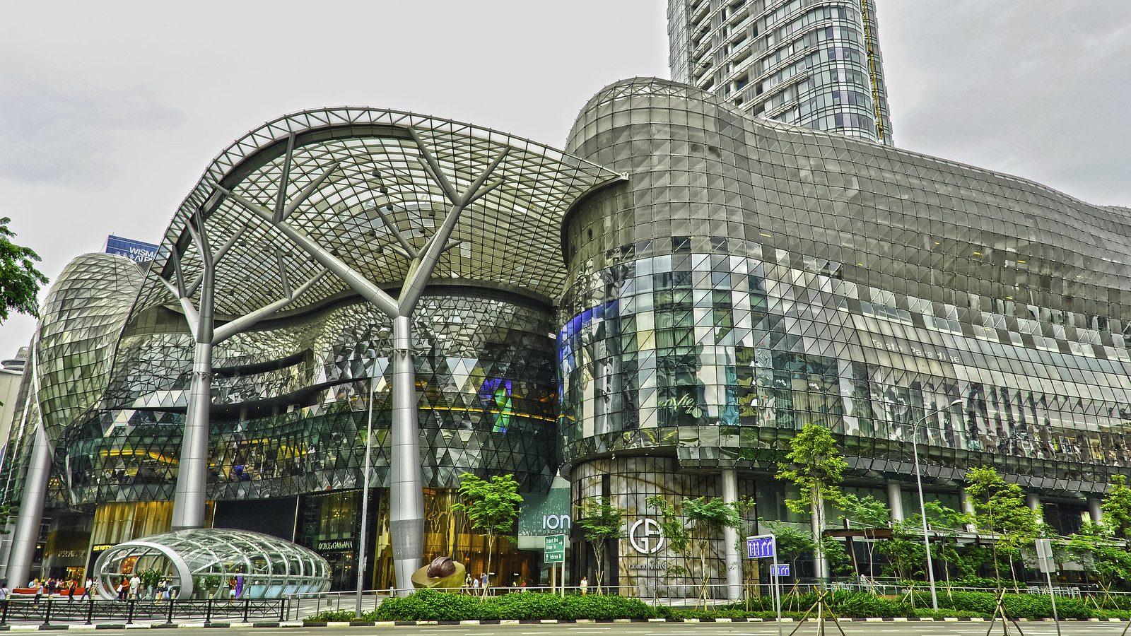 Paket Tour Singapura 3D2N | Food & Shopping